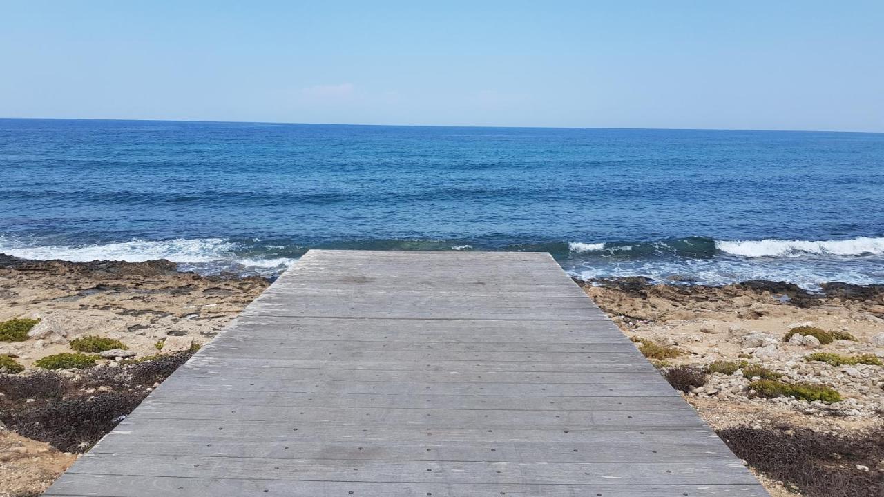 Dahan Sirena Lighthouse Luxury Apartment Paphos 外观 照片